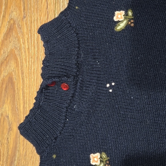 VINTAGE HERMAN GEIST WOOL BLEND HAND EMBROIDERED SWEATER.   #6653 - Picture 9 of 9